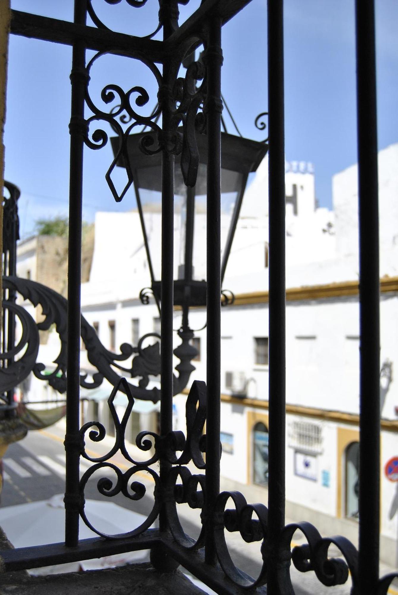 Hotel La Fonda Del Califa アルコス・デ・ラ・フロンテーラ エクステリア 写真